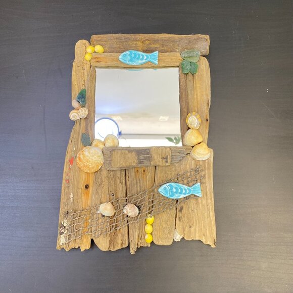 Wall Hanging Driftwood Nautical Mirror, Fish and Shells, Handmade Driftwood Mirr - Picture 6 of 10